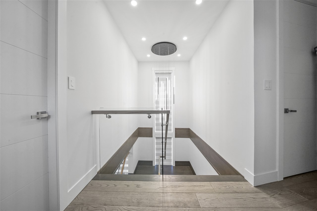 1672 HARBOUR DRIVE 31