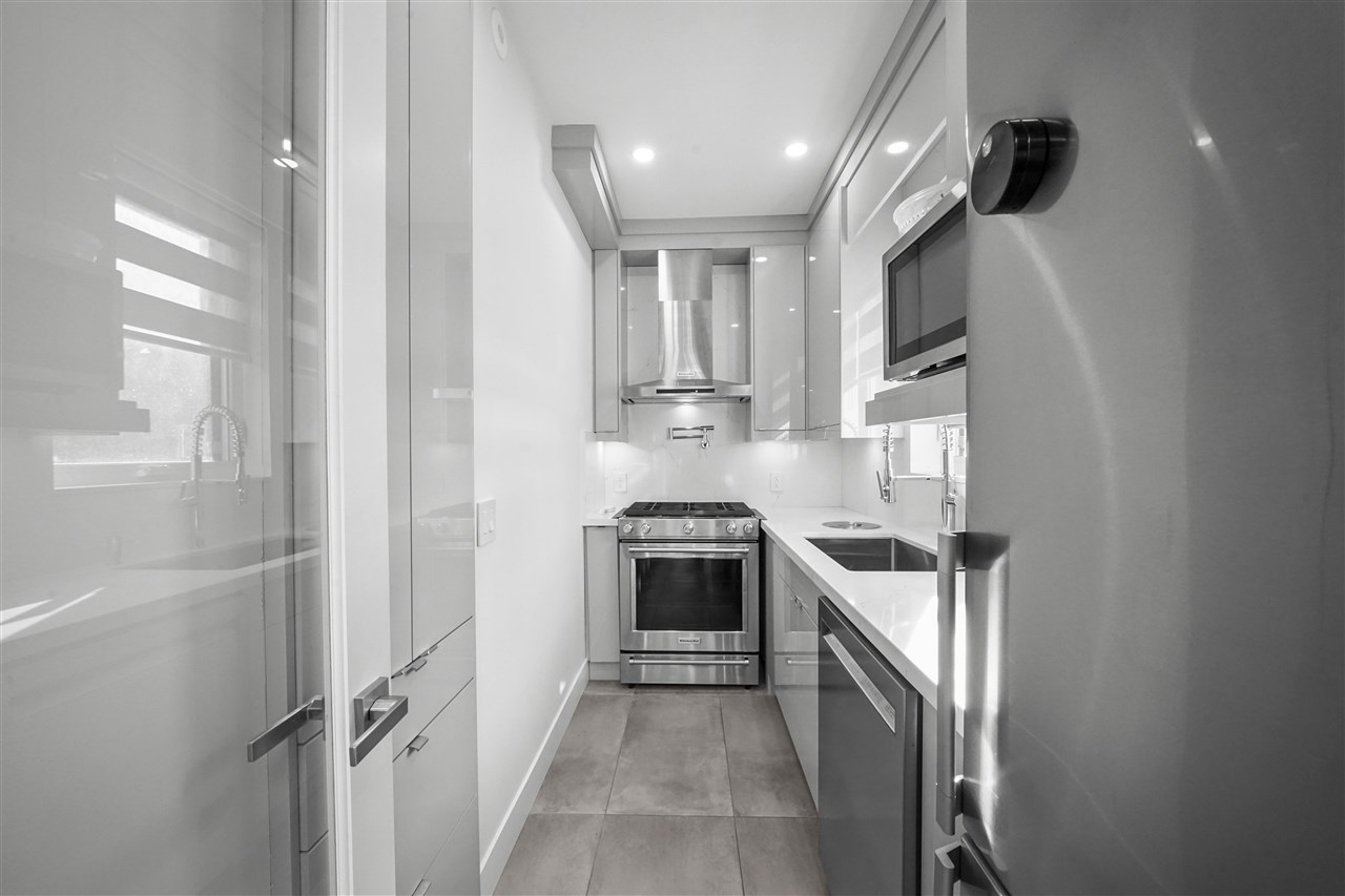 1672 HARBOUR DRIVE 9
