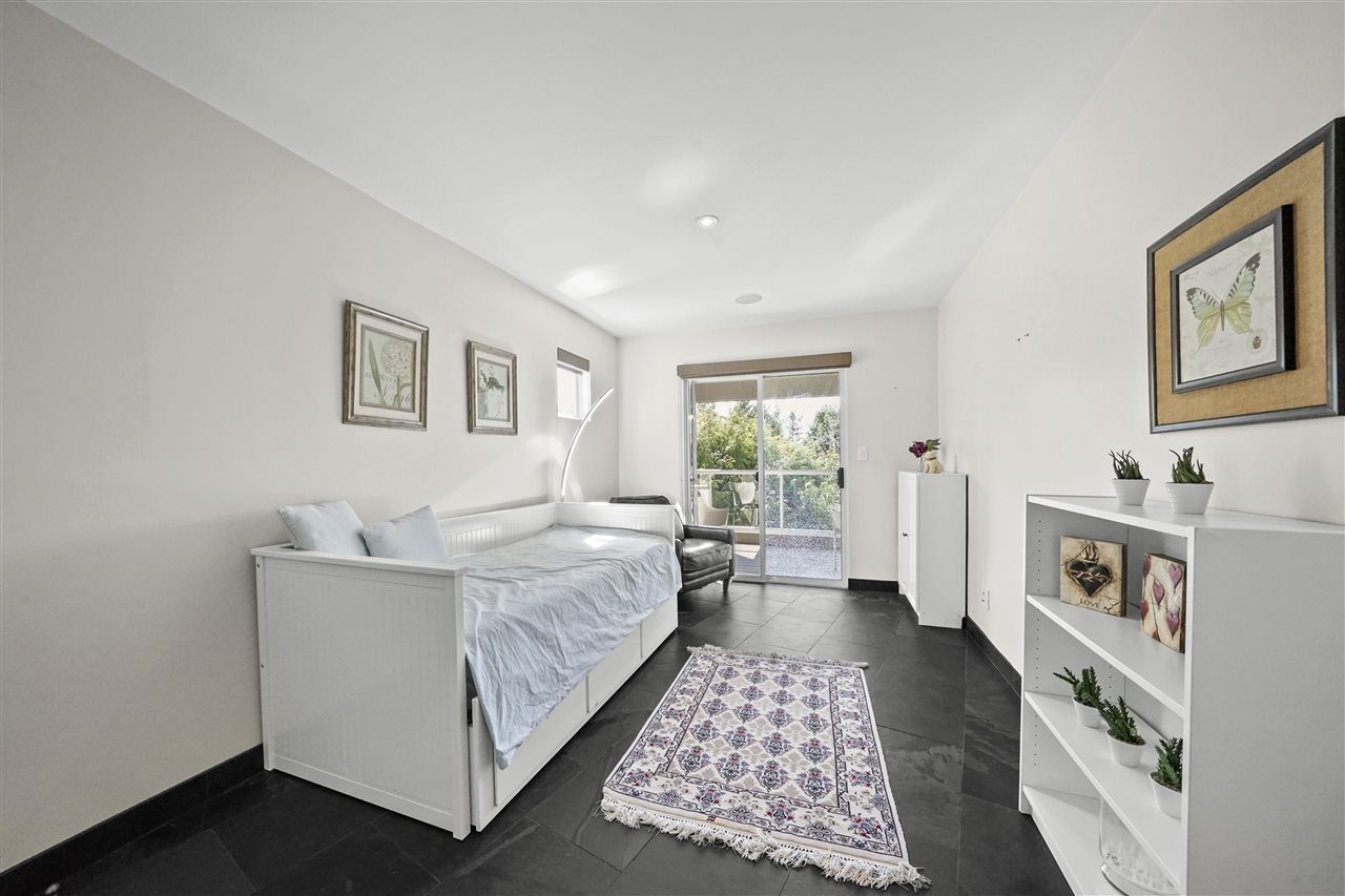 4345 ROCKRIDGE ROAD 27