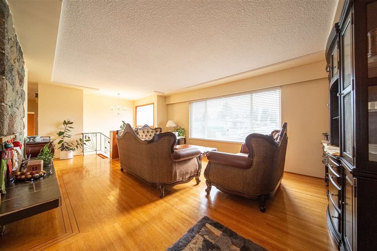 1429 SMITH AVENUE 6