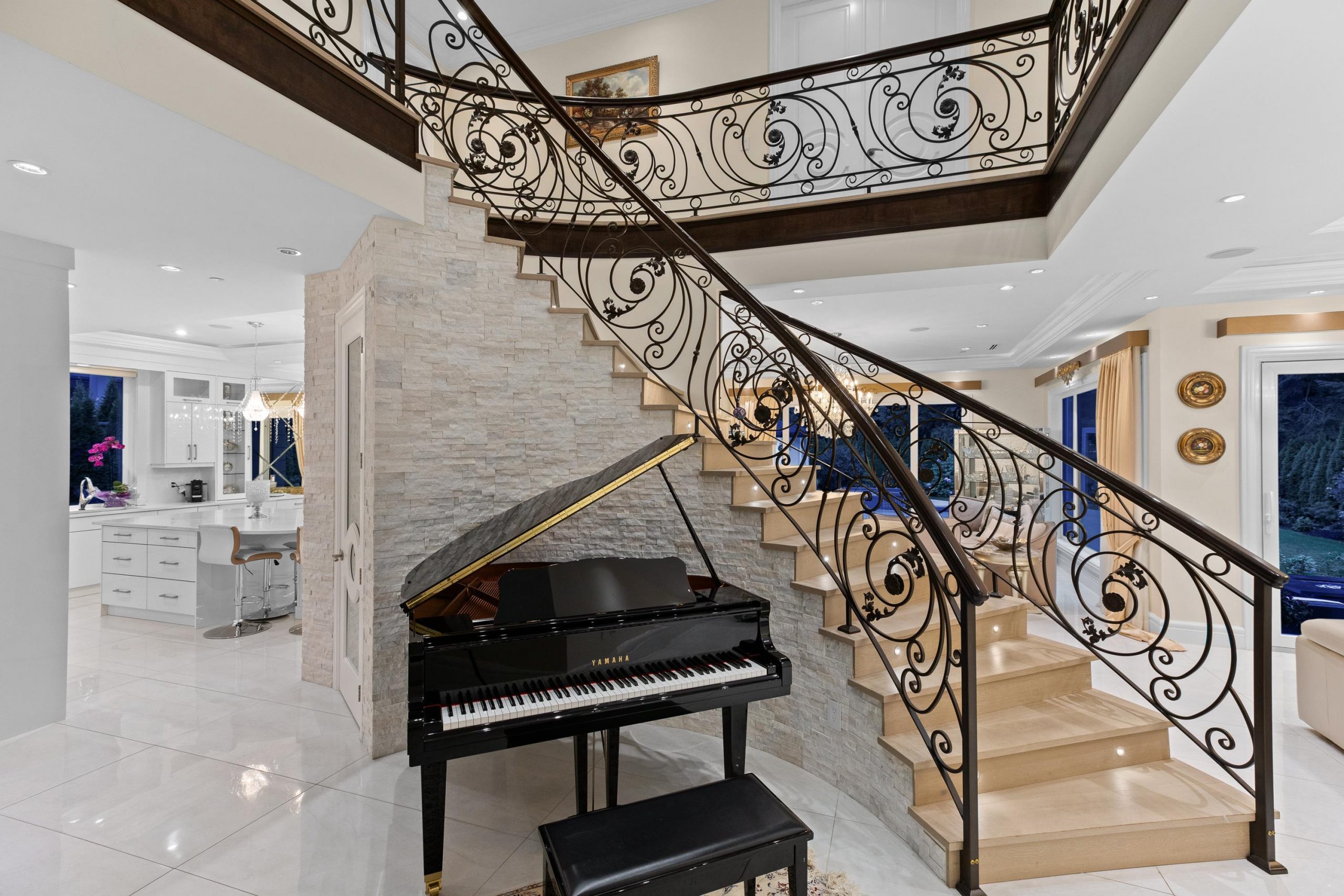 348 MOYNE DRIVE 2