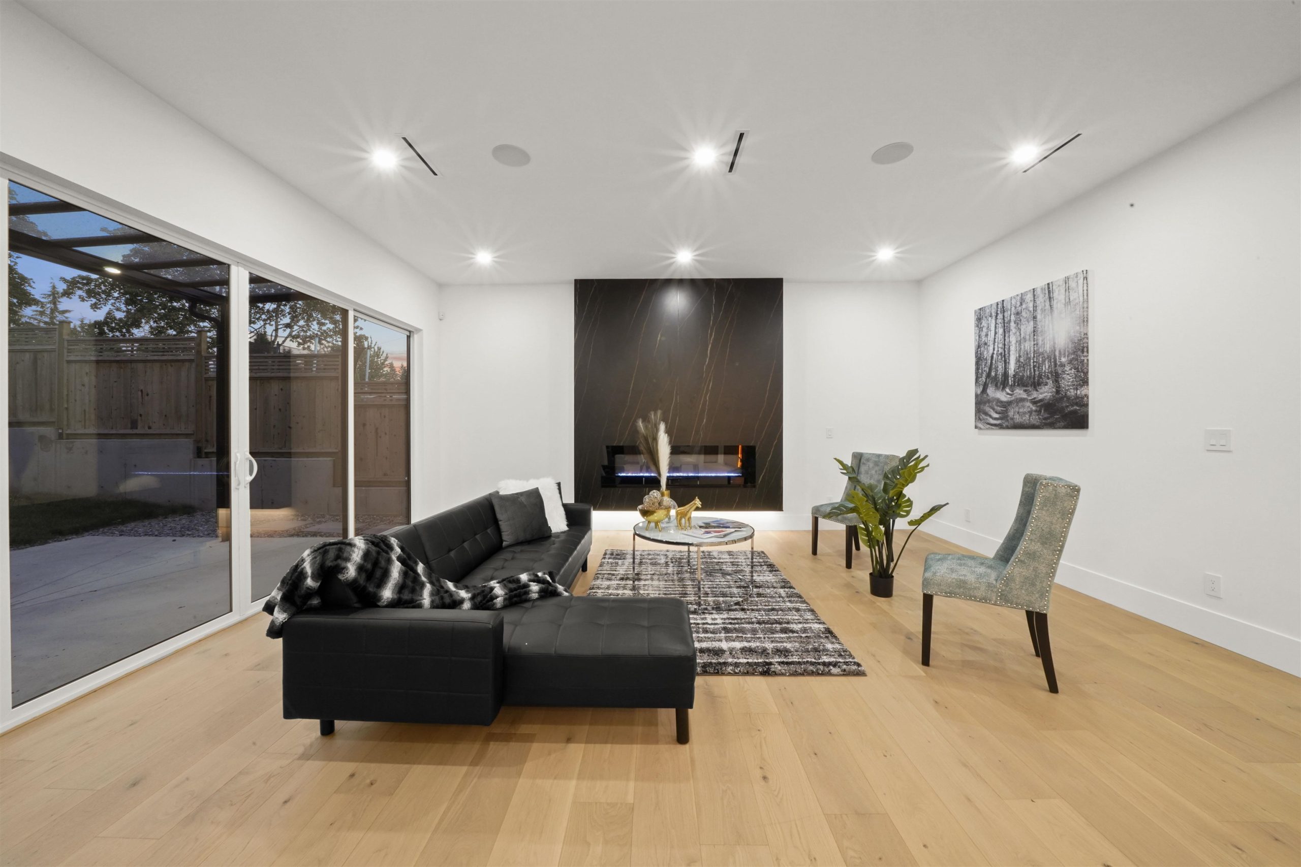 1921 ORLAND DRIVE 3
