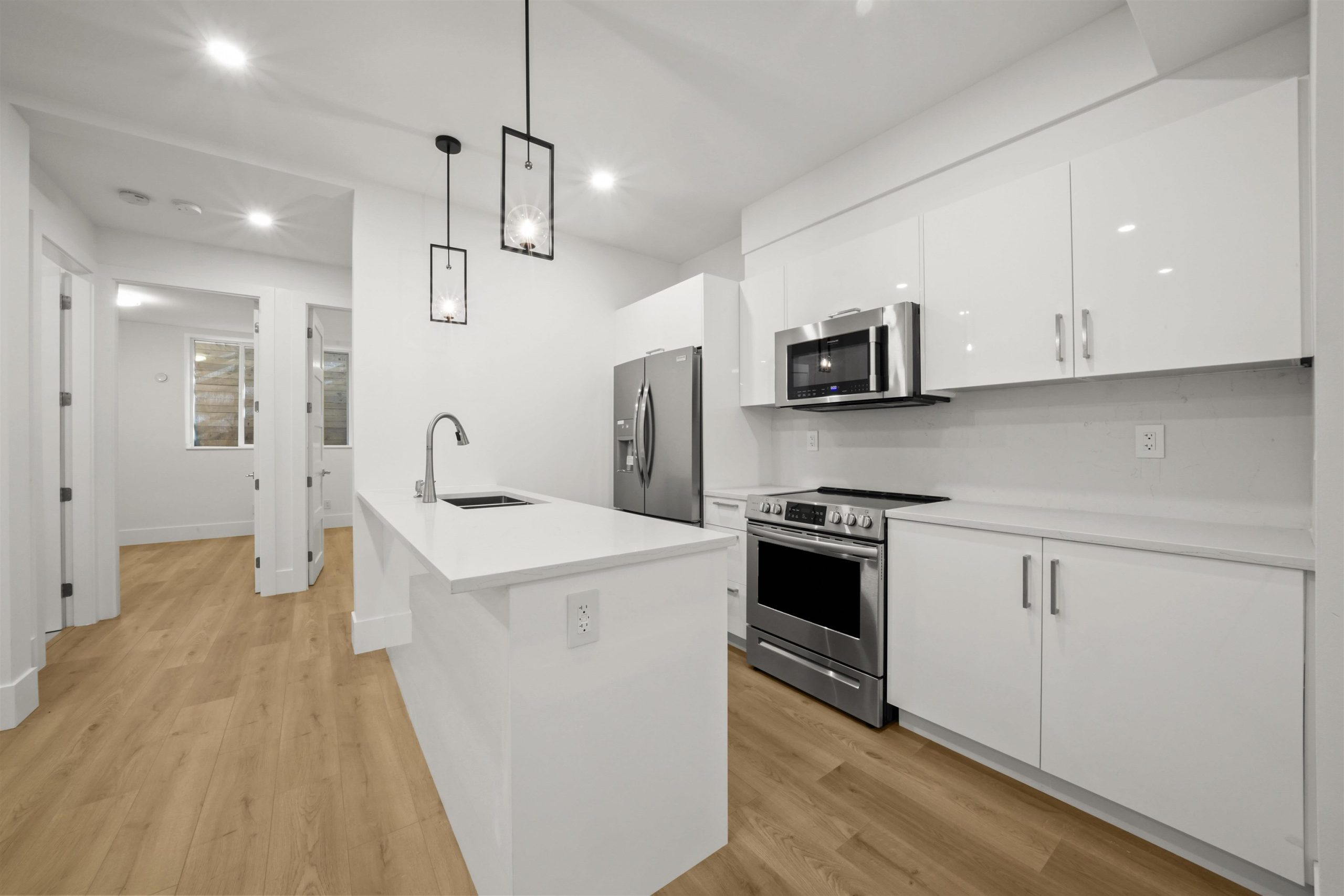 1921 ORLAND DRIVE 31