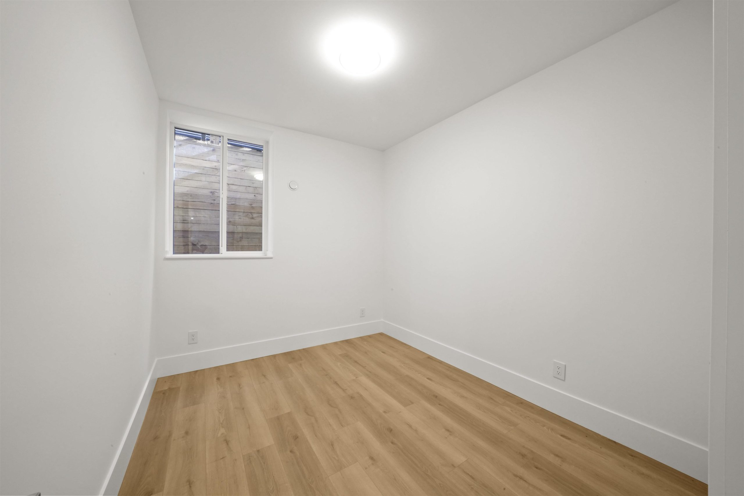 1921 ORLAND DRIVE 34