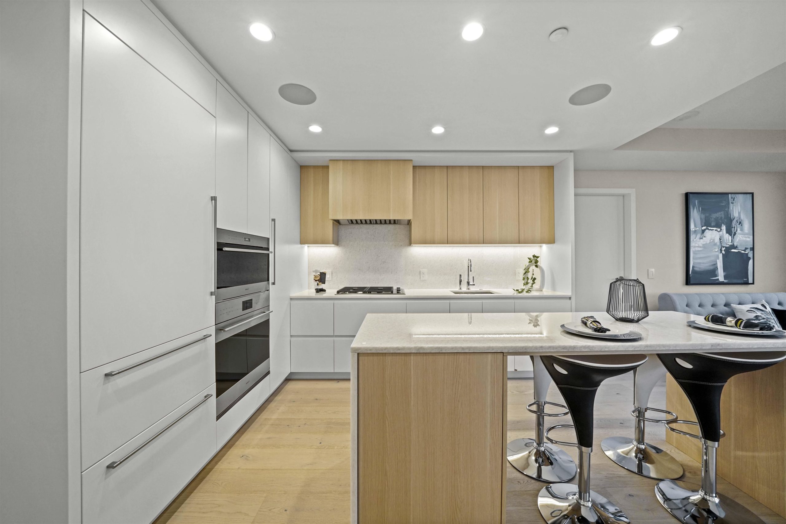 1704 7433 CAMBIE STREET 12
