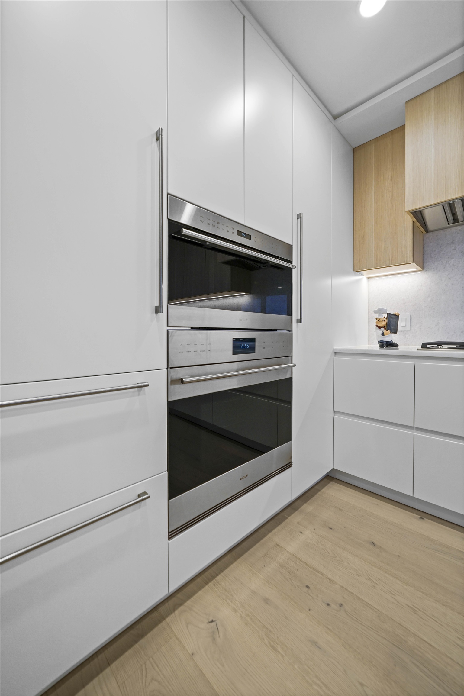 1704 7433 CAMBIE STREET 14