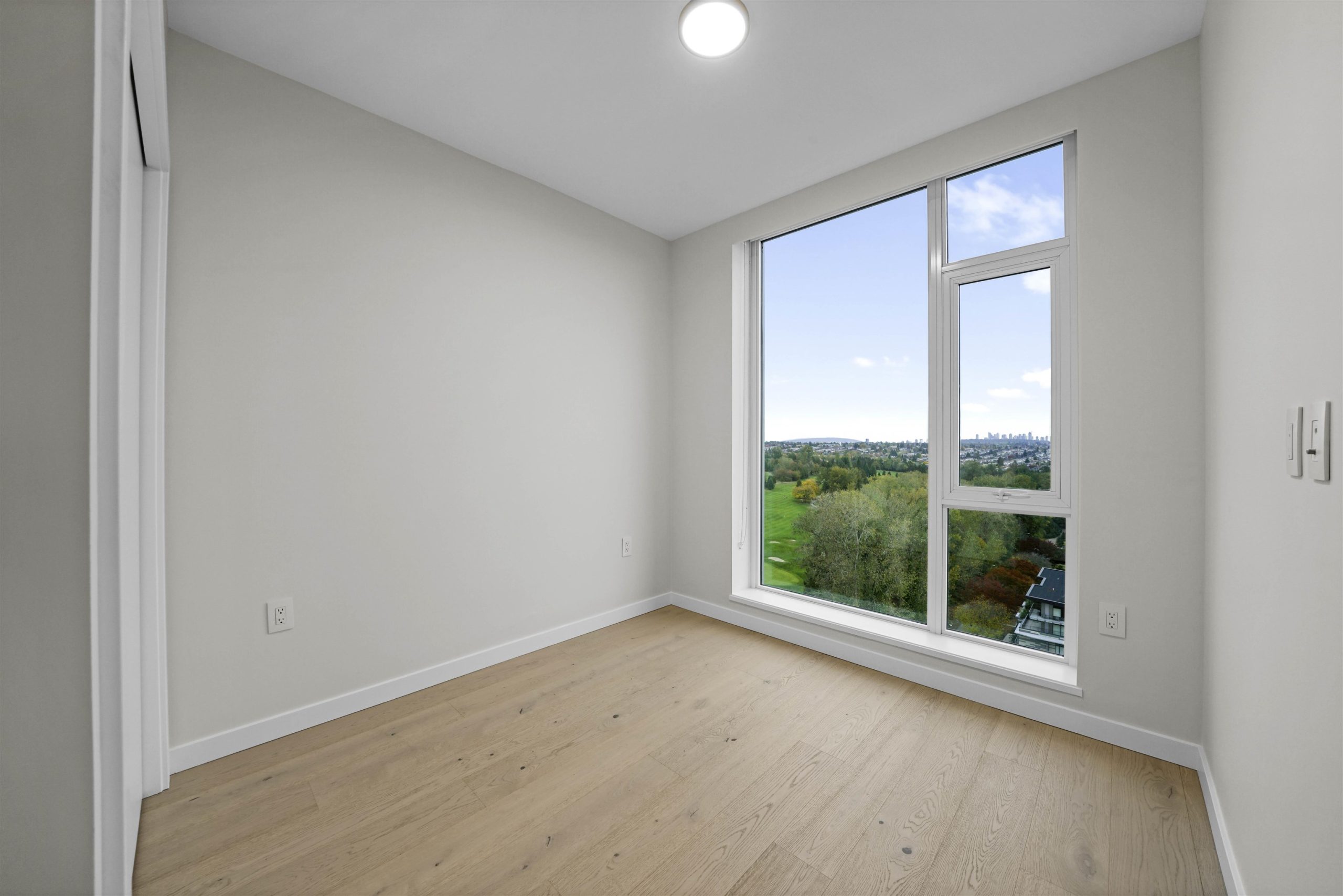 1704 7433 CAMBIE STREET 23