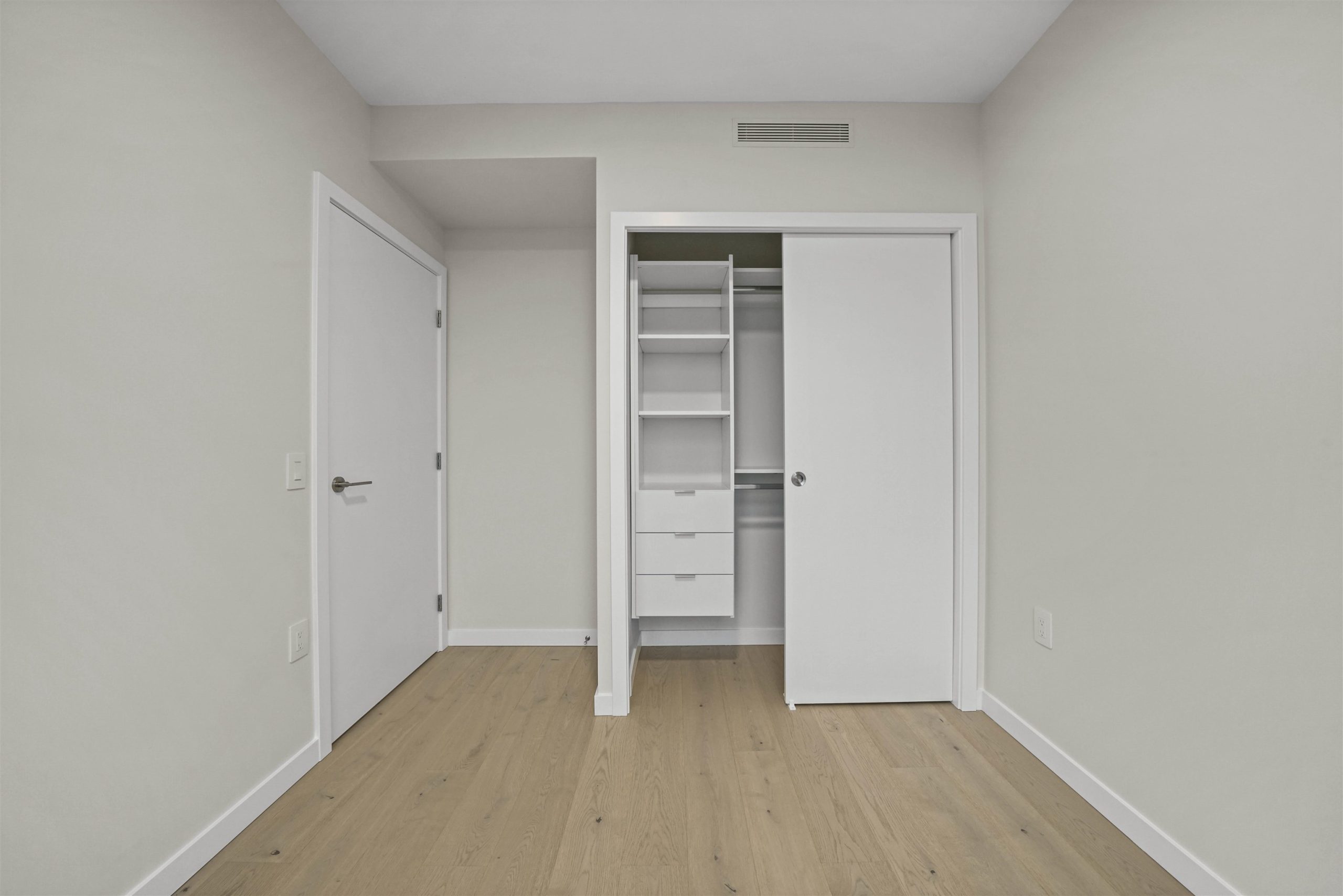 1704 7433 CAMBIE STREET 24