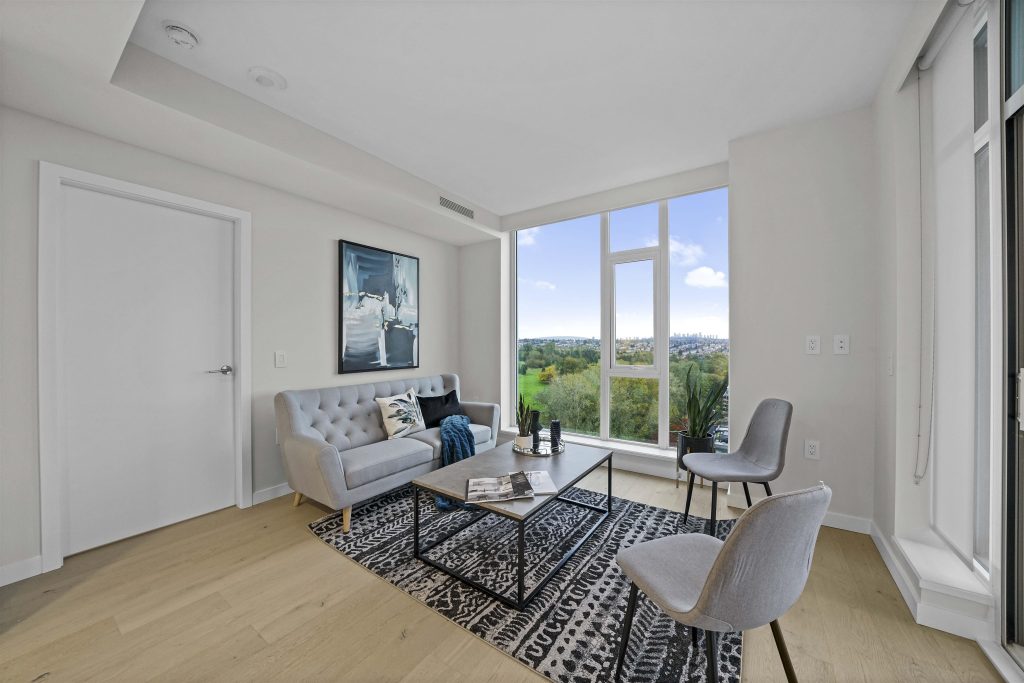 1704 7433 CAMBIE STREET